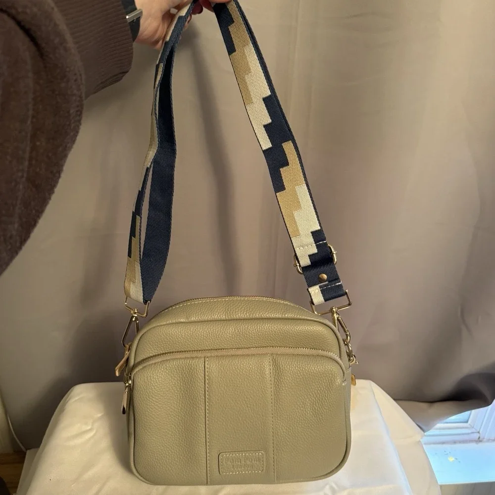Pom Pom London Original Leather Crossbody Bag Purse Charm Light Gray NWOT
